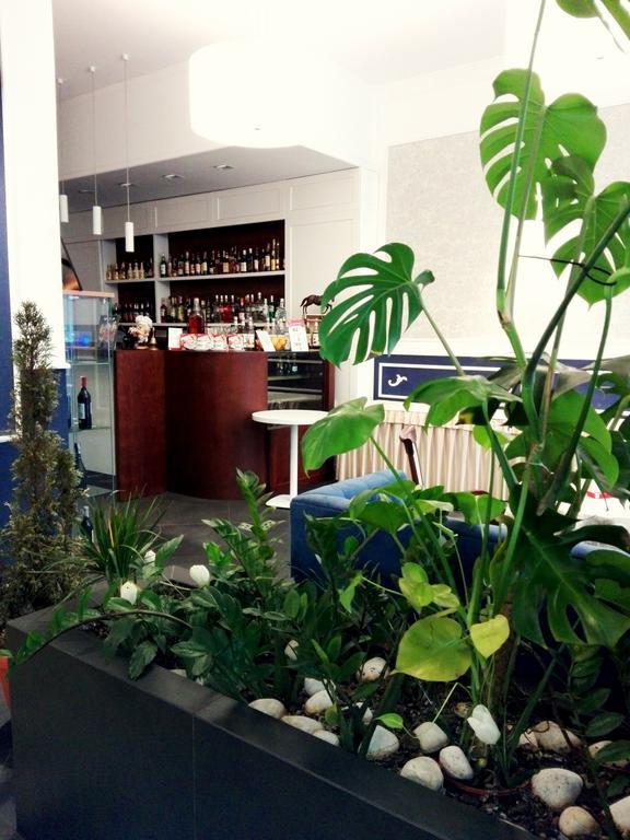 Bristol Residence Битом Екстер'єр фото