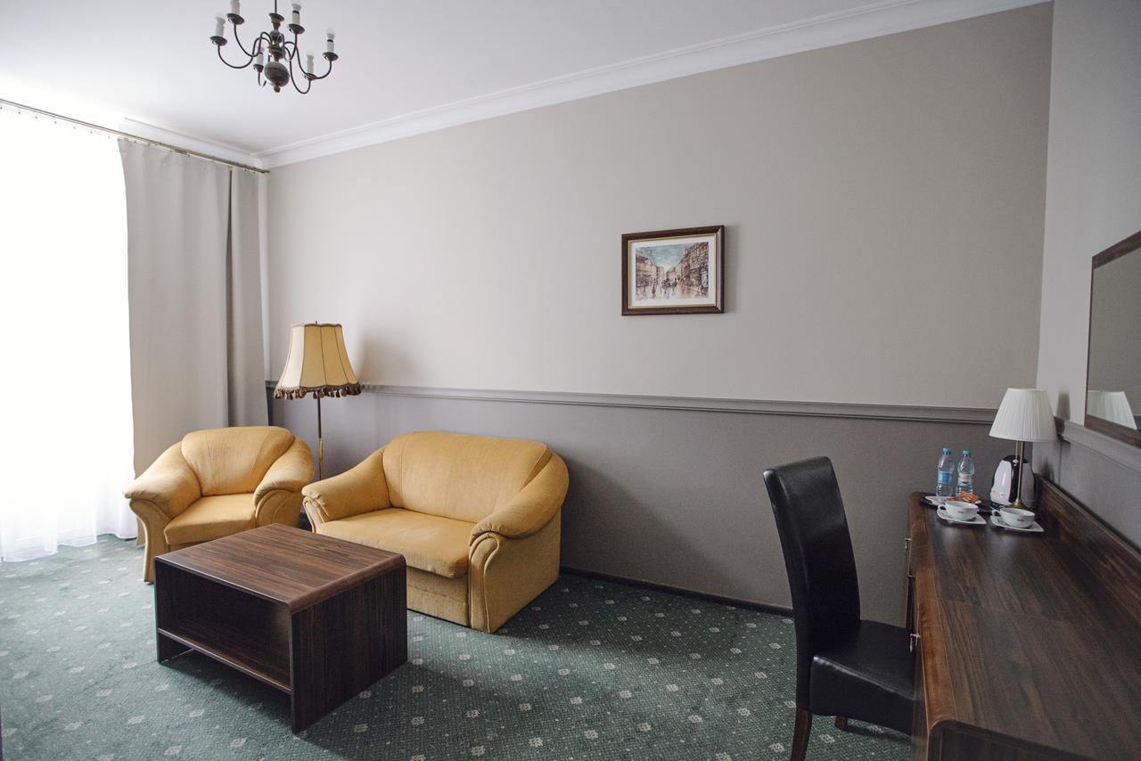 Bristol Residence Битом Екстер'єр фото