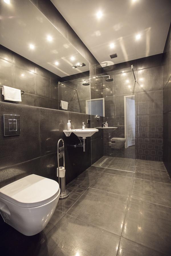 Bristol Residence Битом Екстер'єр фото