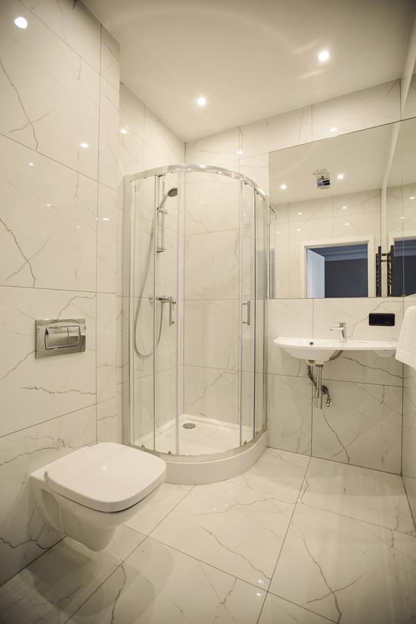 Bristol Residence Битом Екстер'єр фото